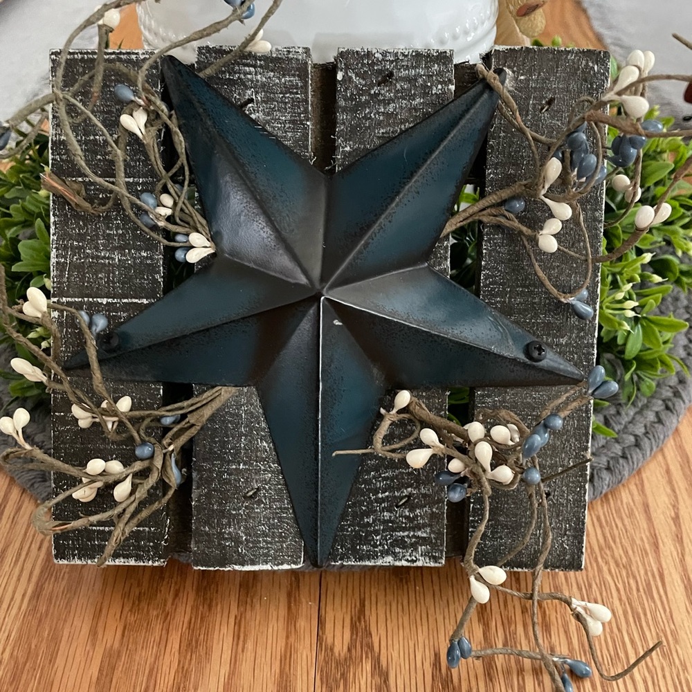 Wood/Star themed decoration
